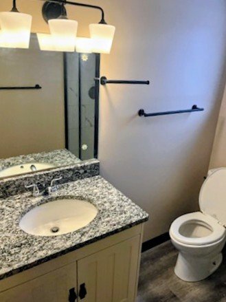 Foto del edificio - 839 1st St NE