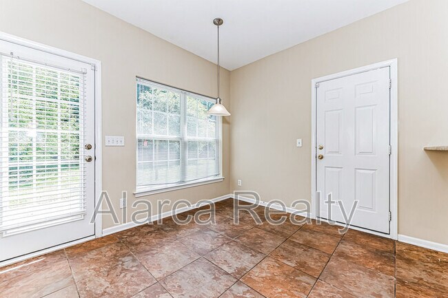 Building Photo - 7450 Sedgebrook Dr W