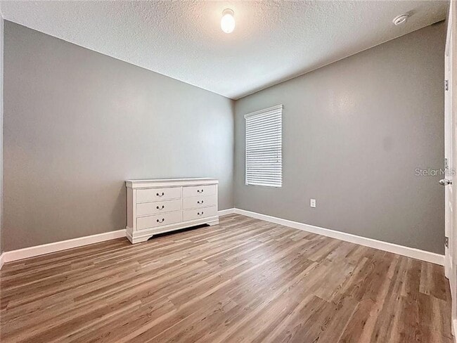 Building Photo - 368 Aberdeen Dr