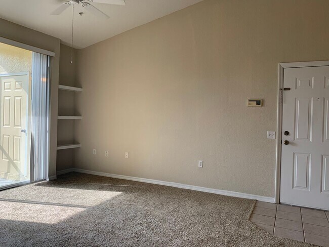 Foto del edificio - 1br/1ba Visconti Condo with Pond View!