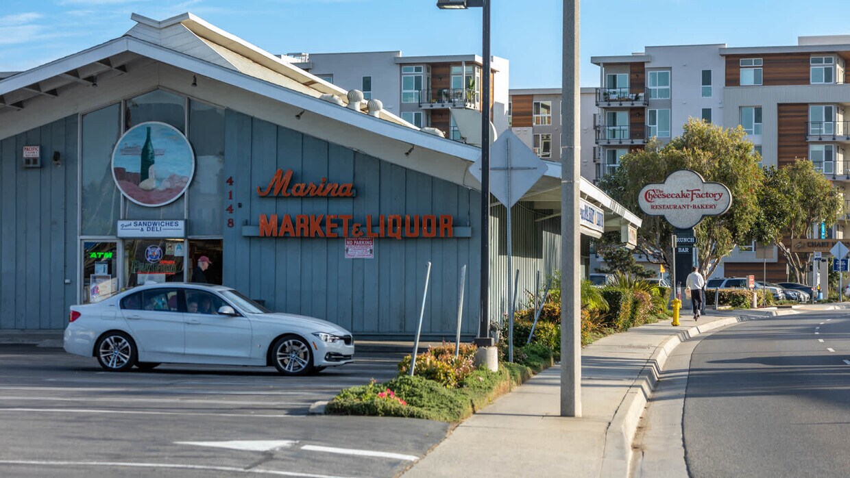 Pearl Apartments in Marina Del Rey, CA Westside Rentals