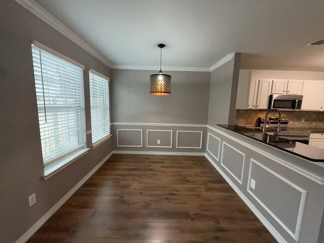 Building Photo - 12614 Oceanside Dr