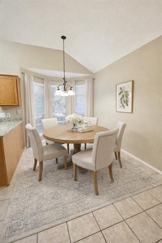 Foto del edificio - 2800 Kempton Dr