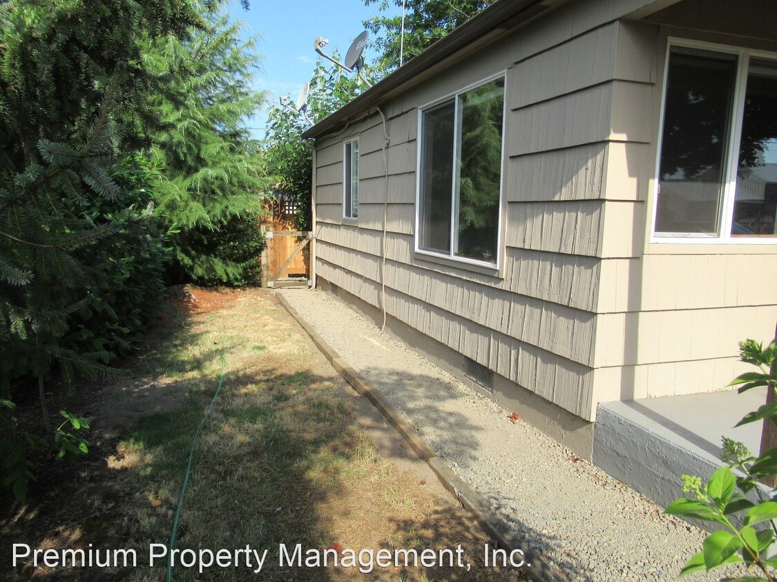 Primary Photo - 2 br, 1 bath House - 2989 Pringle Rd SE