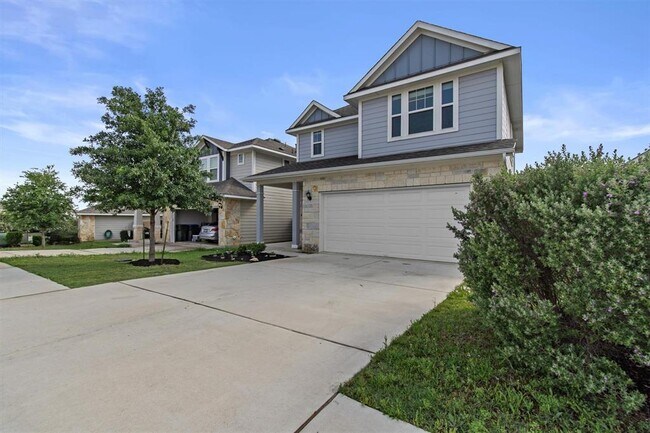 Building Photo - 124 Oakstone Dr
