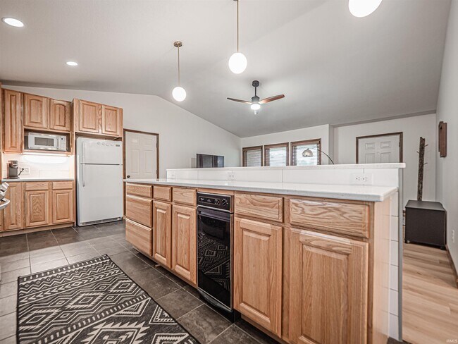 Foto del edificio - 6166 River Bluff Dr