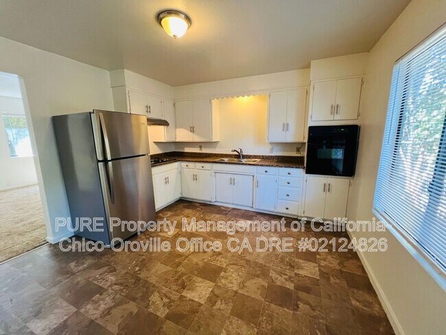 Foto del edificio - 9210 Goodspeed St