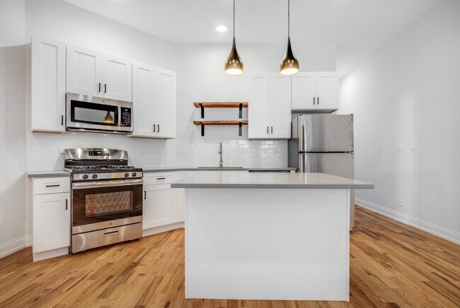 Foto del edificio - 5407 S Harper Ave