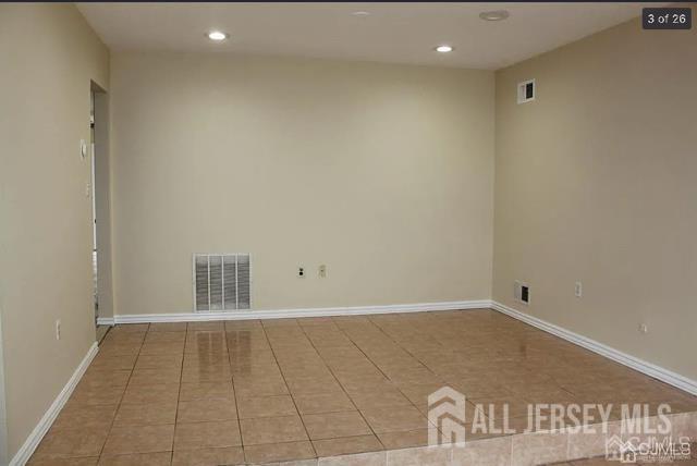 Foto del edificio - 1363 Thomas Ave