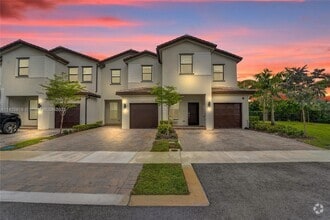 Building Photo - 242 SW 159th Ln