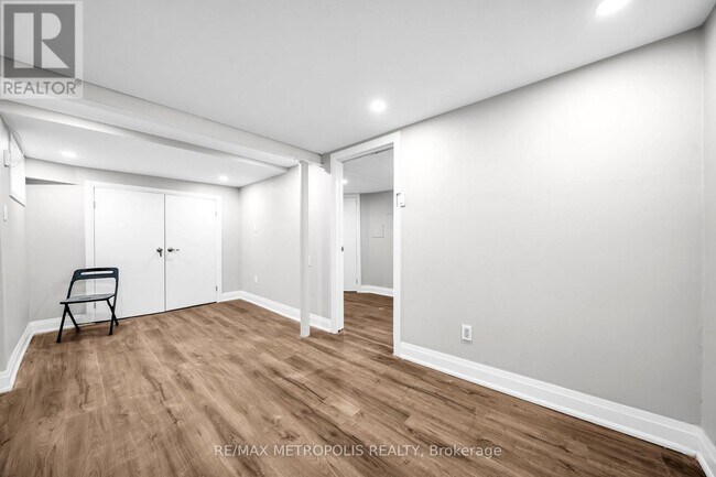 Photo du bâtiment - 48 Billingsgate Crescent