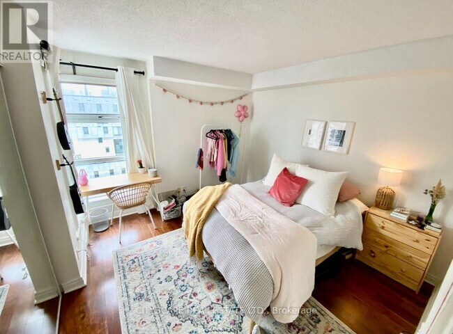 Building Photo - 50 Lombard St