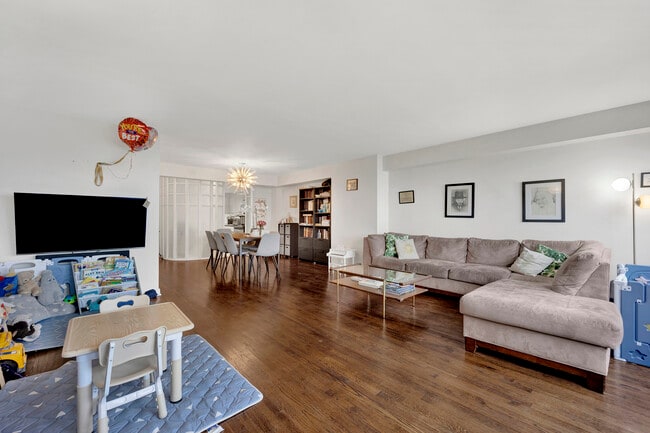 Foto del edificio - 1440 N Lake Shore Dr