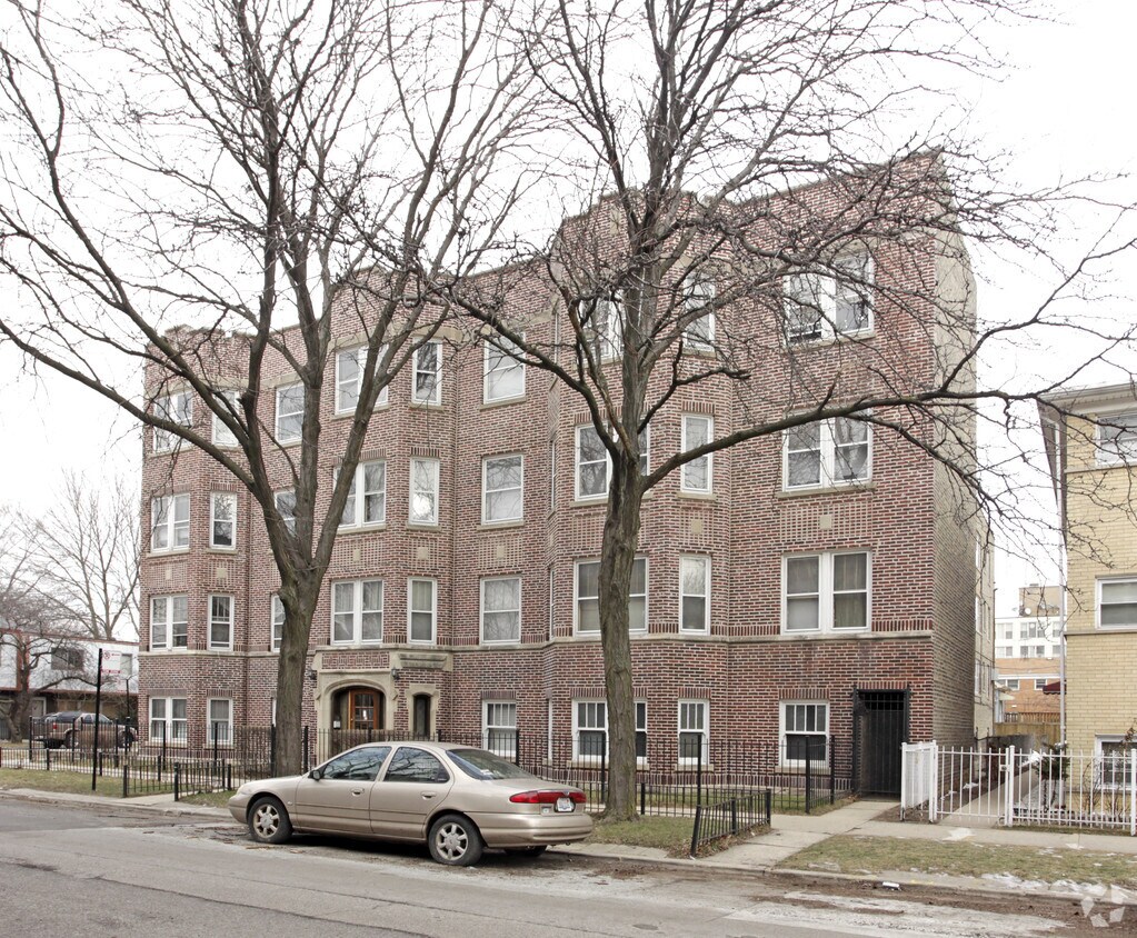 Foto del edificio - 1634-1638 W Granville Ave