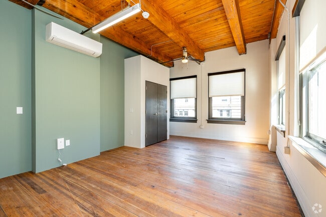 Studio, 1BA - 430SF - Living Room - Harvey Dutton Lofts