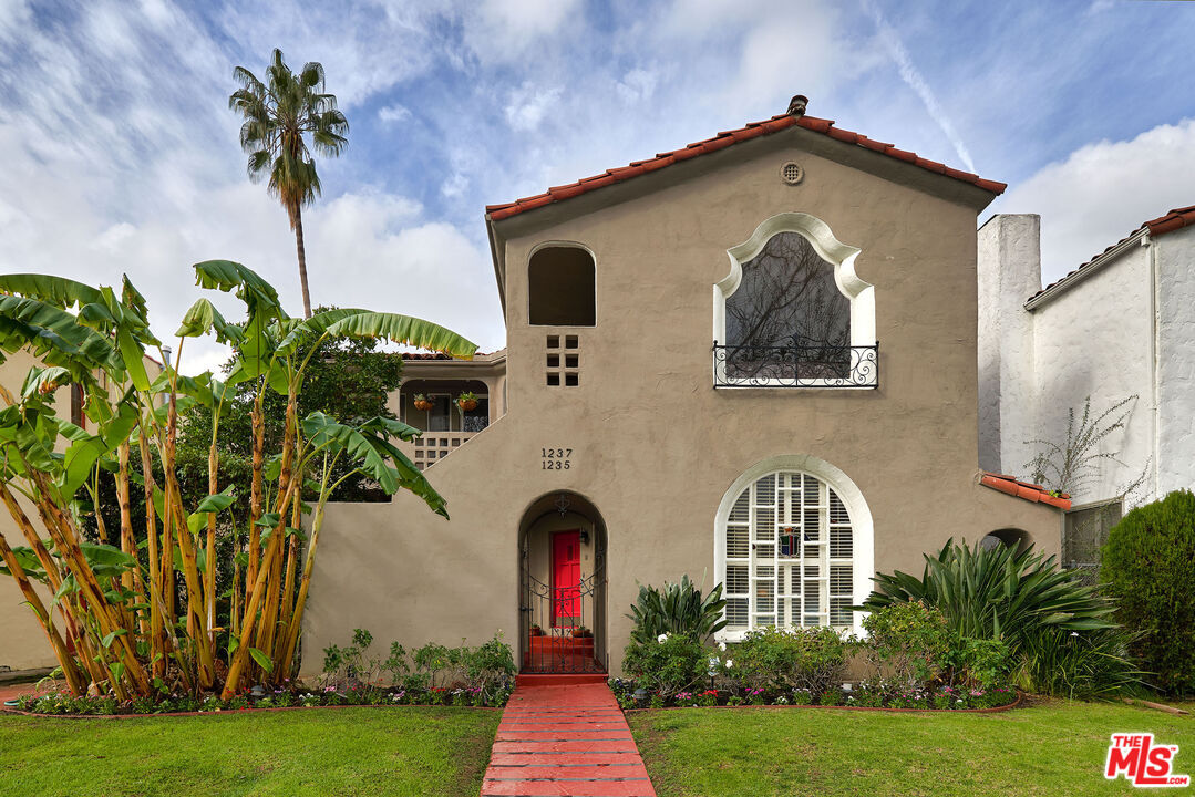 Primary Photo - 1235 Hi Point St