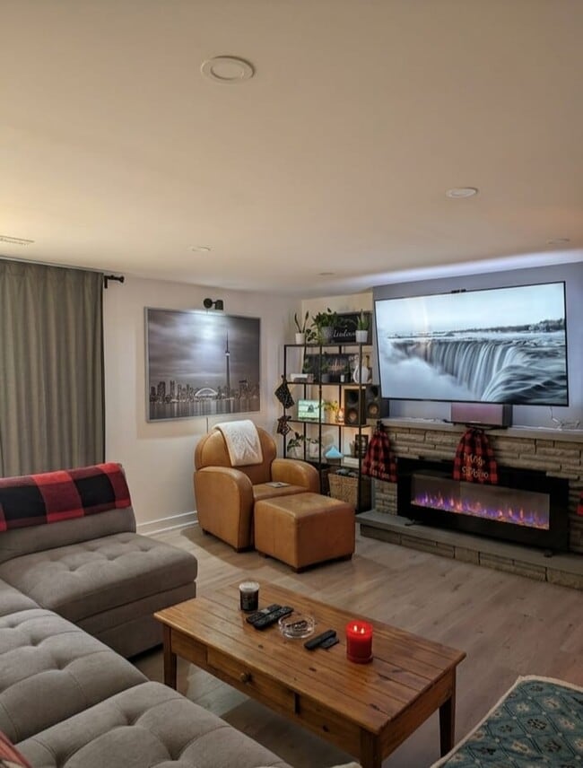 Building Photo - 19 Greencoat Rd