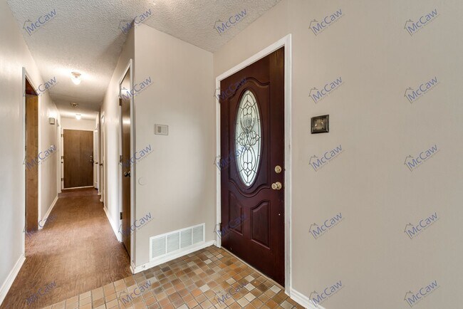 Building Photo - Cute 2/2 Duplex in Arlington!