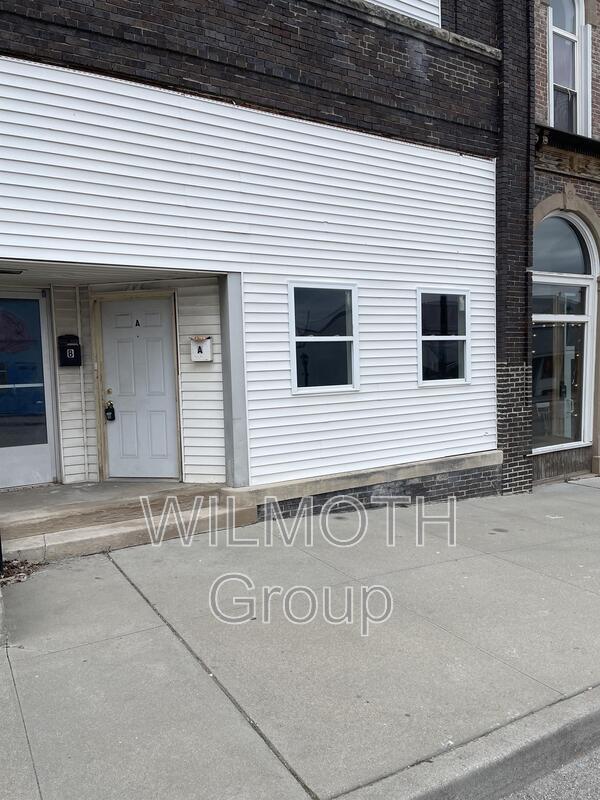 107 E 2nd St Unit A, Veedersburg, IN 47987 Condo for Rent in