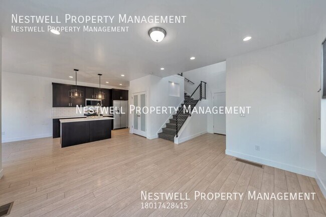 Building Photo - Beautiful 3-bed Townhome in Herriman