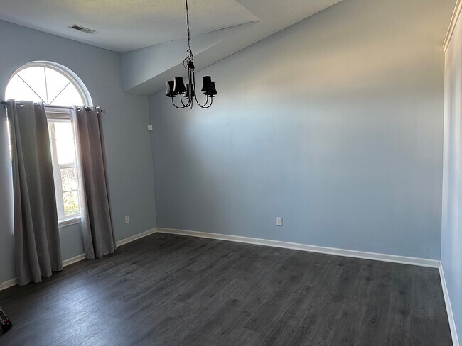Dining Room - 6125 Woodmill Dr
