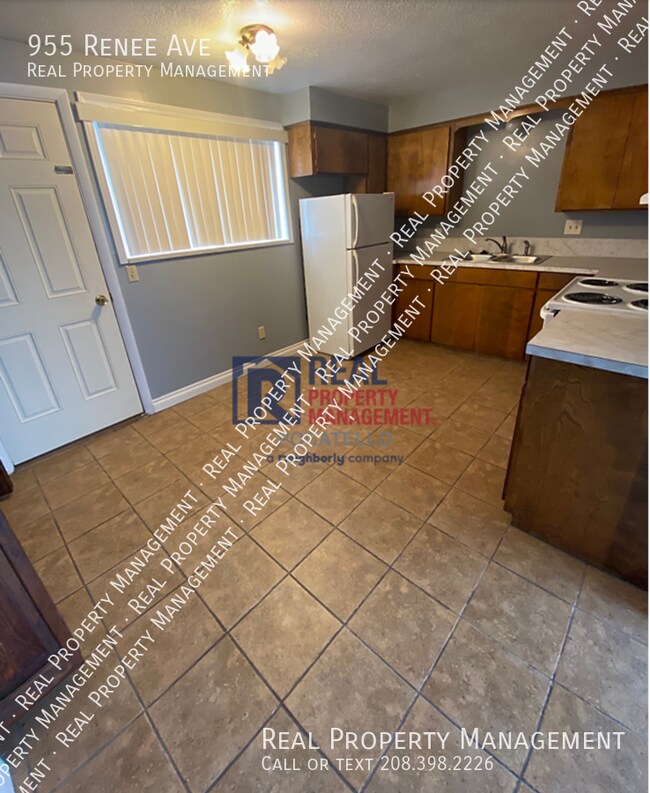 Foto del edificio - 955 Renee Ave