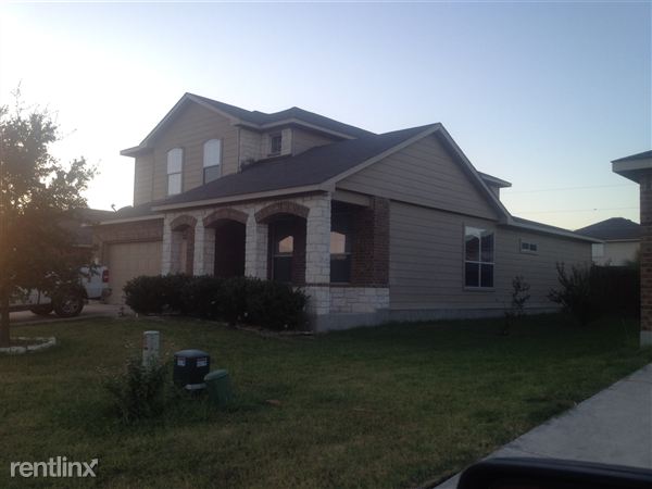 Building Photo - 303 Luna Vista Dr