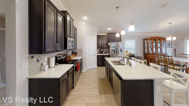 Building Photo - 3 br, 2 bath House - 10084 Andean Fox Drive
