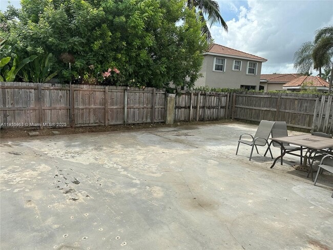 Foto del edificio - 9422 SW 162nd Path