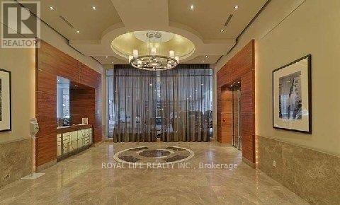 Photo du bâtiment - 763 Bay St.