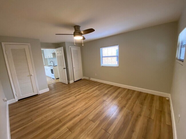 Foto del edificio - 506 N Broadway