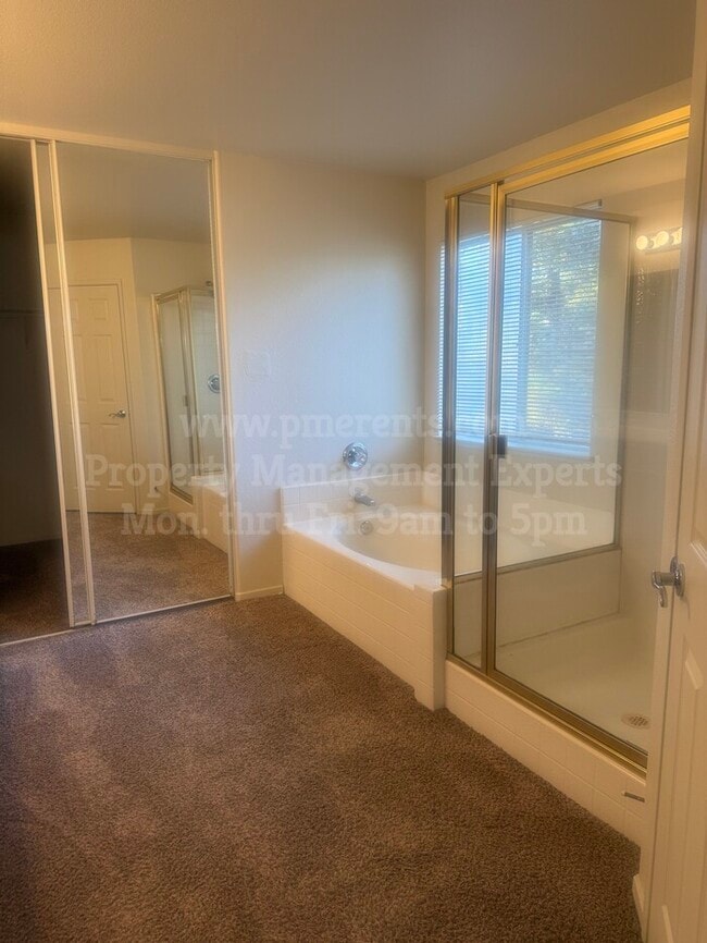 Building Photo - 5538 Brook Falls Ct