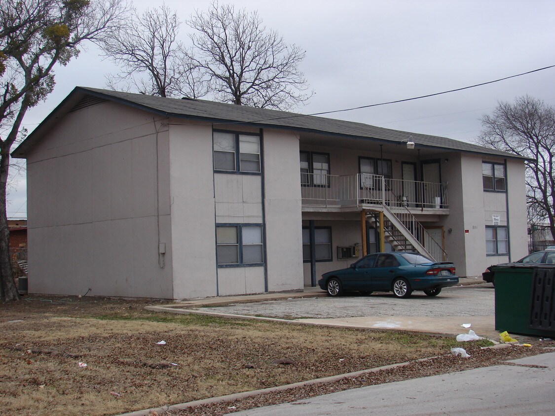 Building Photo - 801 W Avenue I