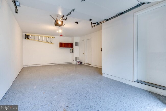 Building Photo - 4307 Chariot Ct