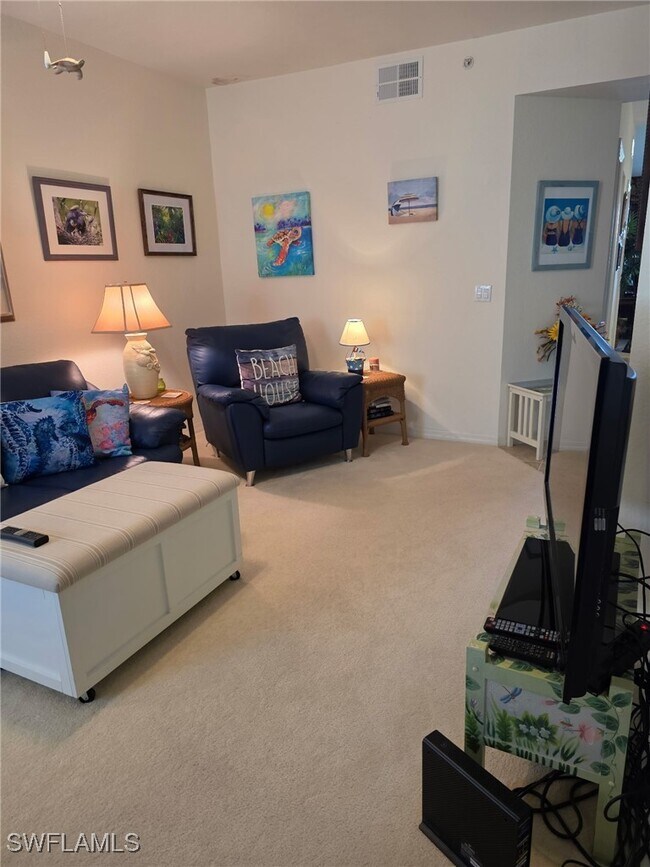 Foto del edificio - 20221 Estero Gardens Cir