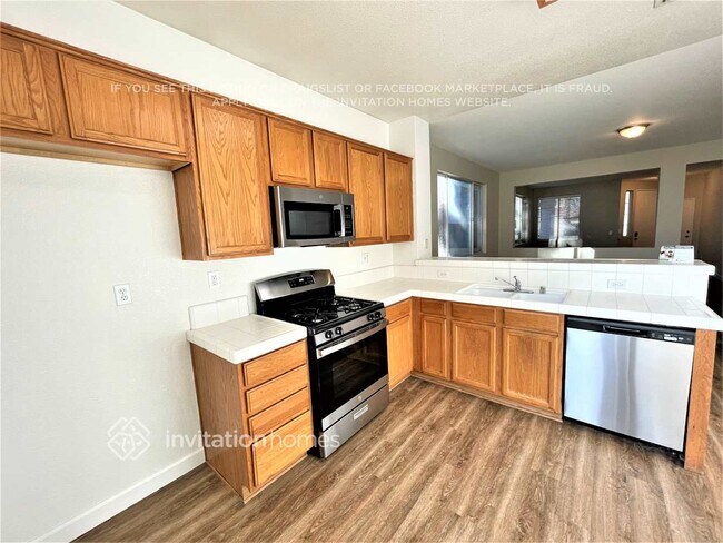 Foto del edificio - 5430 Moonlight Way