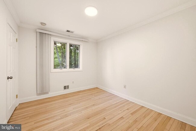 Building Photo - 8400 Thornden Terrace