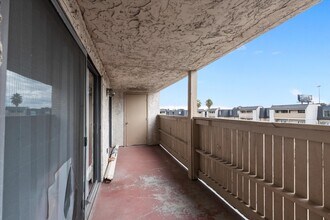Building Photo - 8517 Hearth Dr