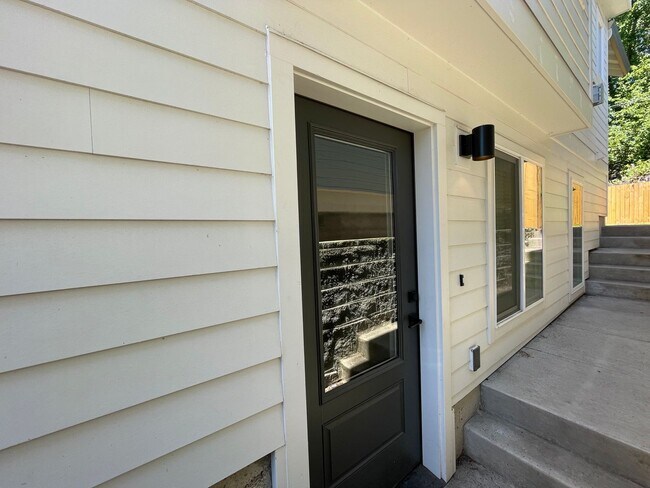 Building Photo - VJH1487