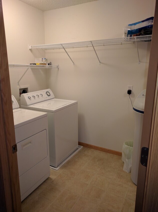 2nd floor laundry - 2454 49th Street East