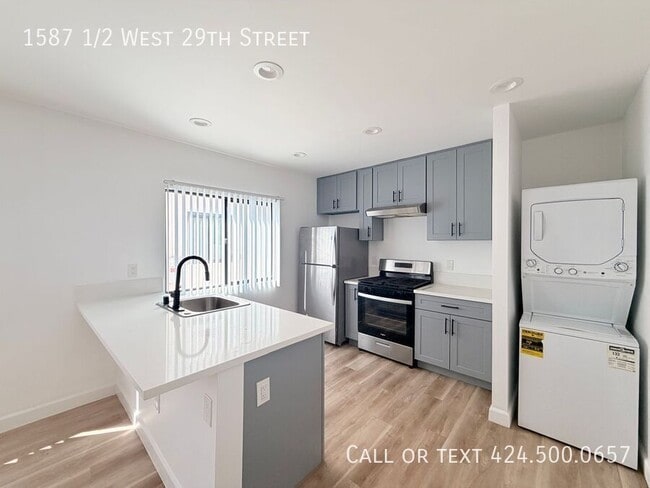 Building Photo - 1587 1/2 West 29th Street-