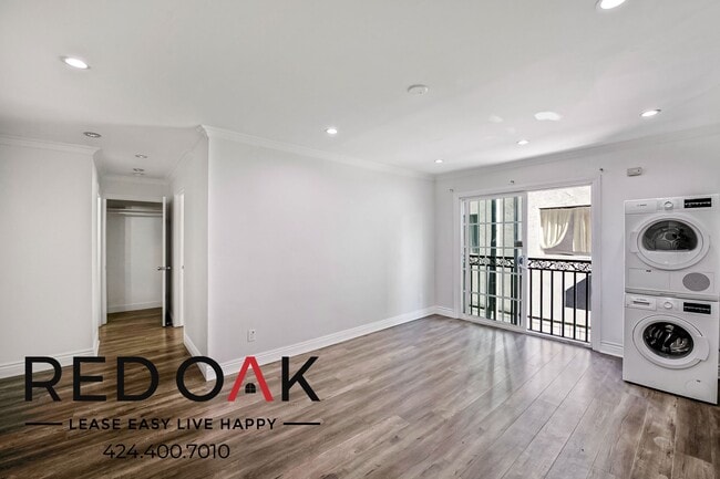 Foto del edificio - 6029 Carlton Way
