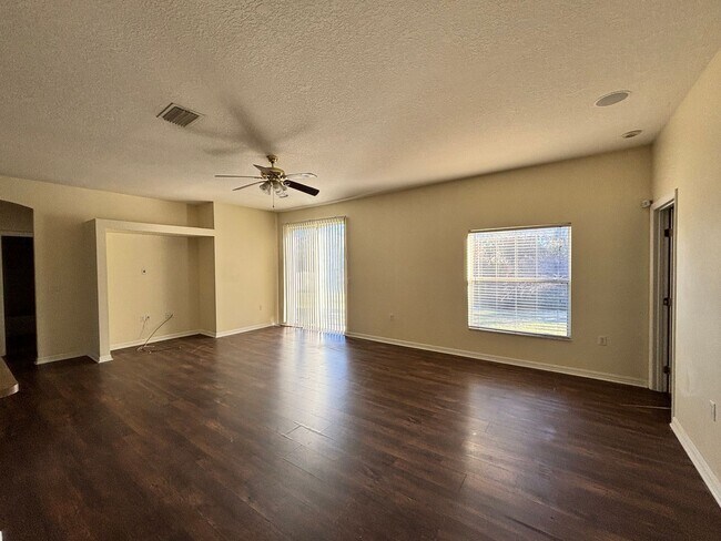 Foto del edificio - 3/2 Home in Sun Valley SW Ocala