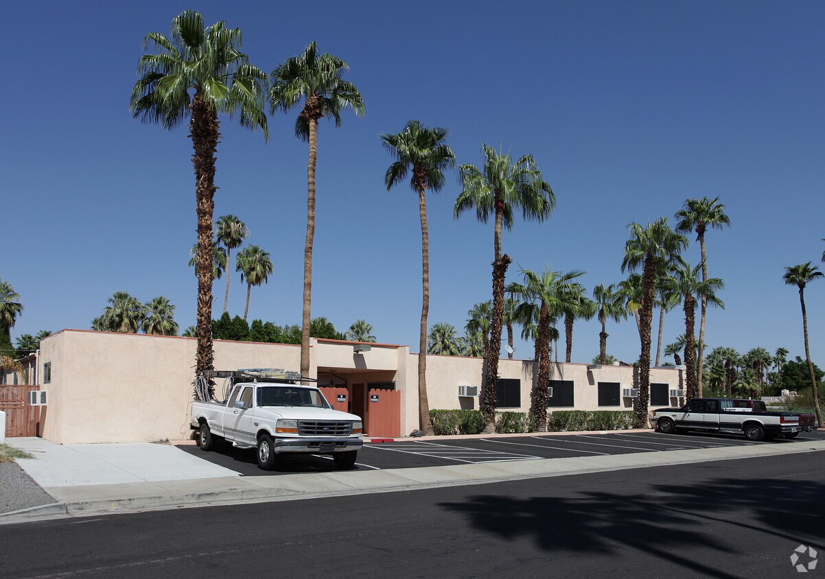 Casa Bonita Apartment 588 E Mel Ave Palm Springs, CA Apartments for