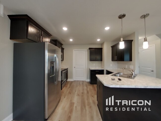 Foto del edificio - 509 Sourwood Dr