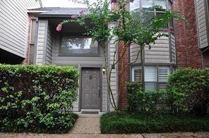 Foto principal - 7447 Cambridge St