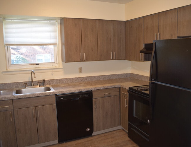 Pine Hill Apartments Elkton, MD