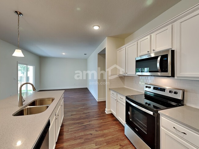 Foto del edificio - 10724 Coleman Rd