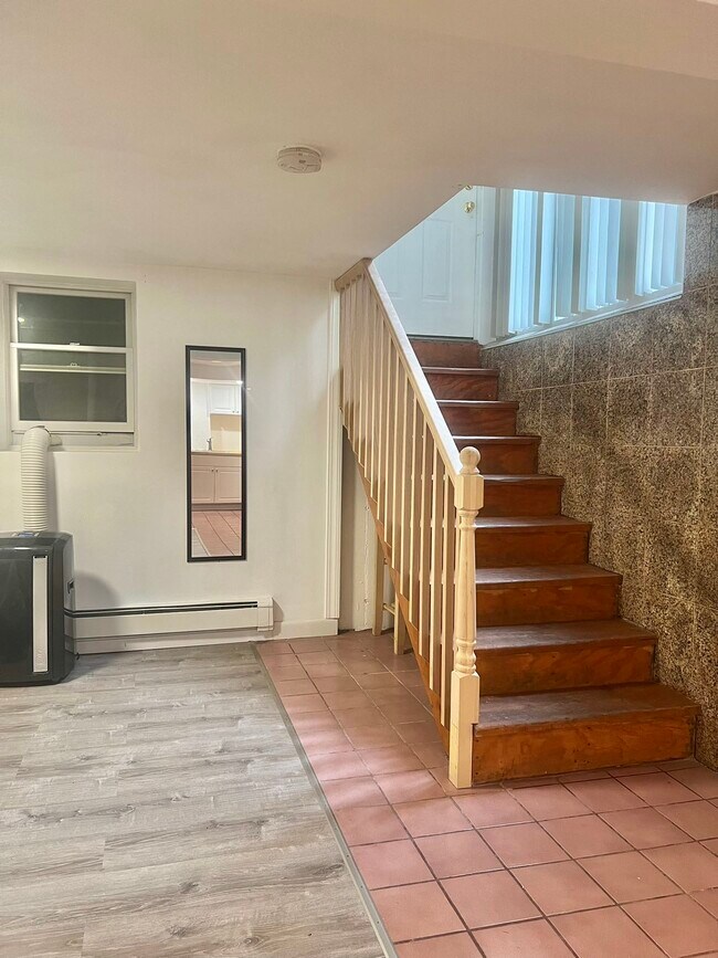 Foto del edificio - 166 Auburn St