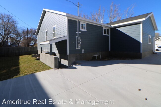 Building Photo - 7 br, 3 bath House - 477 S 100 E